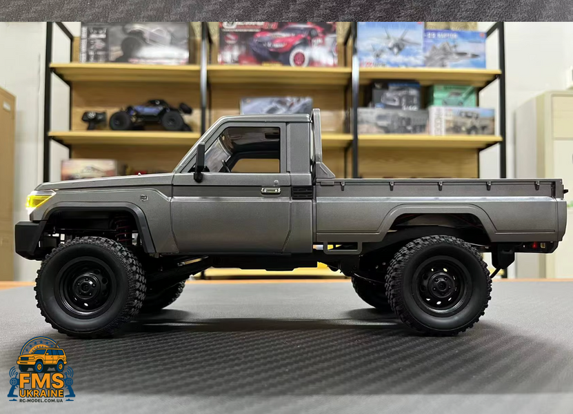 Машинка на радіокеруванні MN82 Toyota 1:12 GREY PRO MN82-G-PRO фото