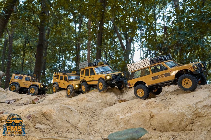 Машинка на радіокеруванні FMS 1:24 FCX24M Land Rover DEFENDER 110 Camel Trophy Edition RTR  FMS12482RTRYL фото