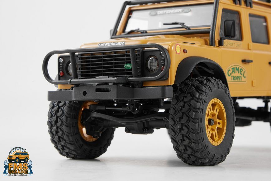 Машинка на радіокеруванні FMS 1:24 FCX24M Land Rover DEFENDER 110 Camel Trophy Edition RTR  FMS12482RTRYL фото