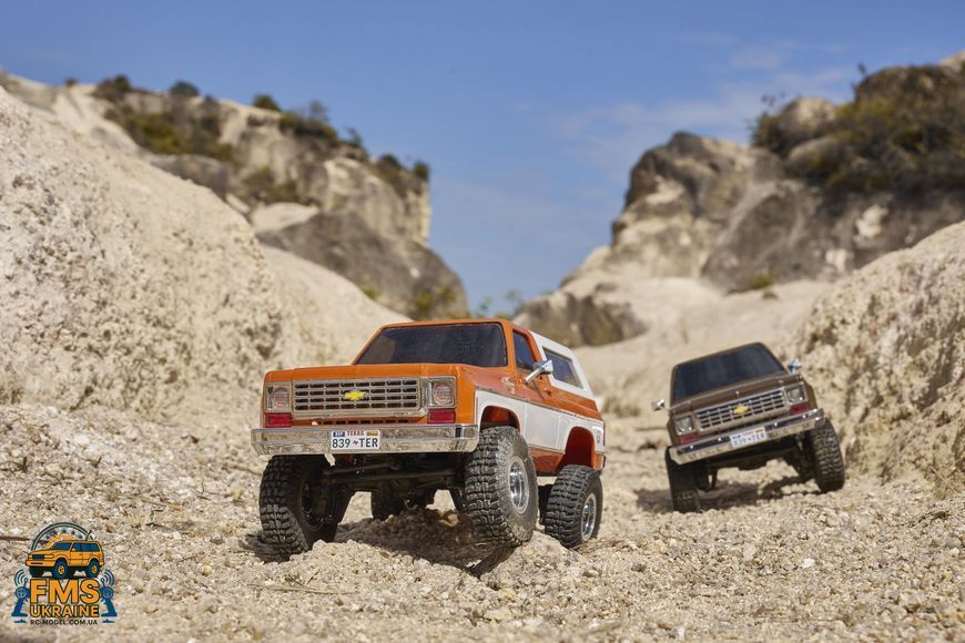 Машинка на радіокеруванні FMS 1:24 FCX24 K5 BLAZE RTR коричневий  FMS12403RTRBR фото