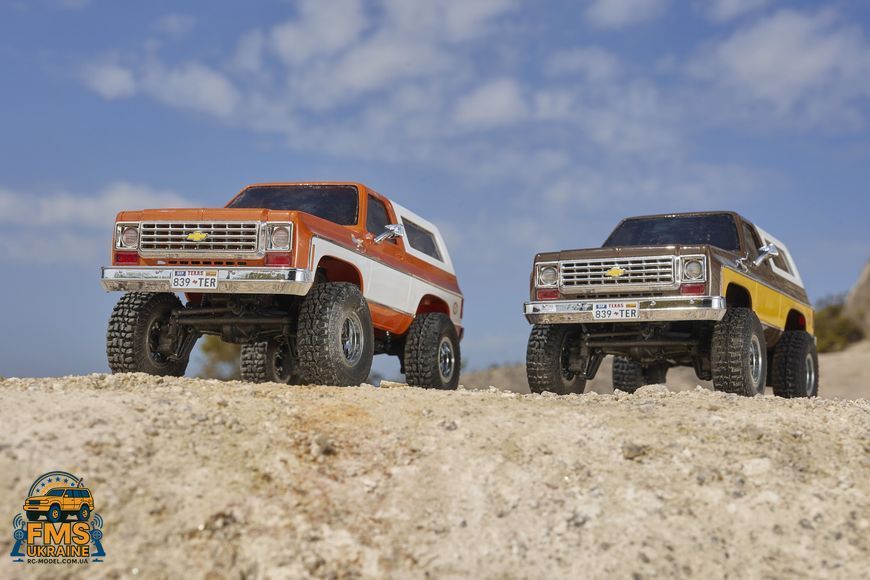 Машинка на радіокеруванні FMS 1:24 FCX24 K5 BLAZE RTR коричневий  FMS12403RTRBR фото