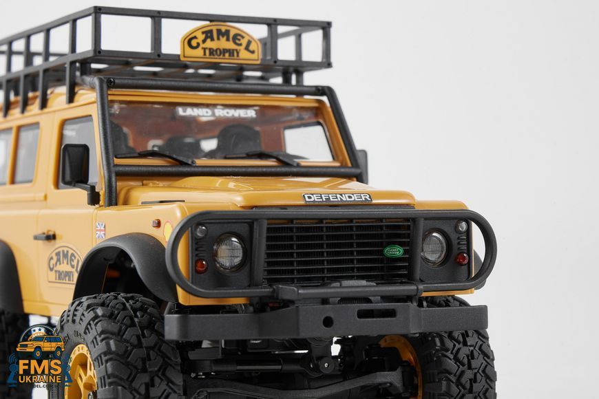 Машинка на радіокеруванні FMS 1:24 FCX24M Land Rover DEFENDER 90 Camel Trophy Edition RTR  FMS12491RTRYL фото