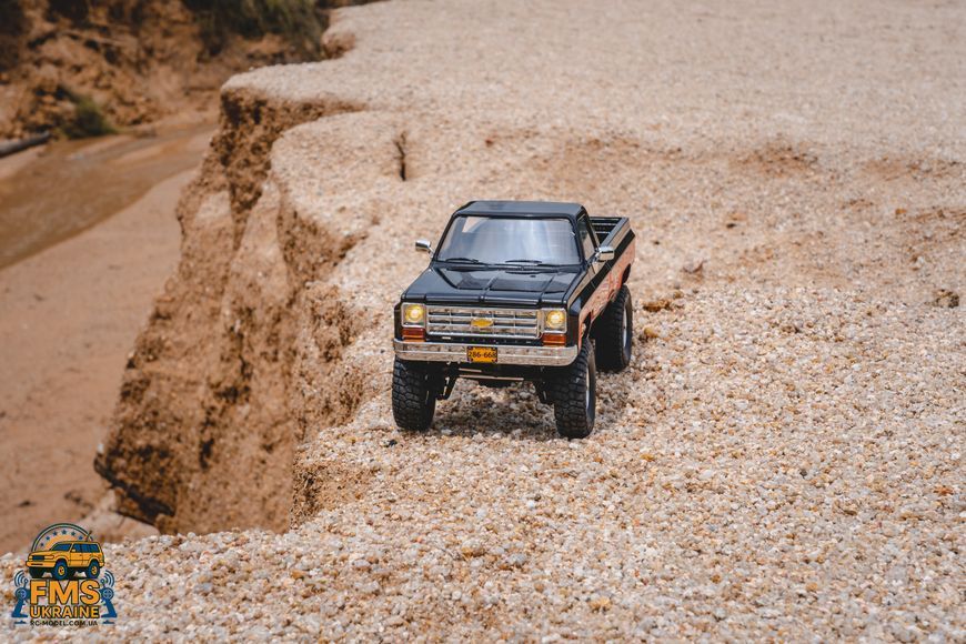 Машинка на радіокеруванні FMS 1:18&nbsp;Chevrolet K10 RTR&nbsp;BLACK чорний FMS11851RTRBK фото