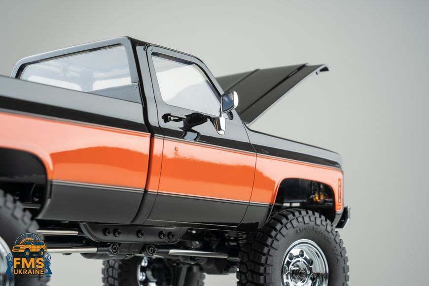Машинка на радіокеруванні FMS 1:18&nbsp;Chevrolet K10 RTR&nbsp;BLACK чорний FMS11851RTRBK фото
