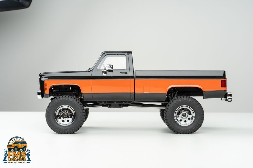 Машинка на радіокеруванні FMS 1:18&nbsp;Chevrolet K10 RTR&nbsp;BLACK чорний FMS11851RTRBK фото
