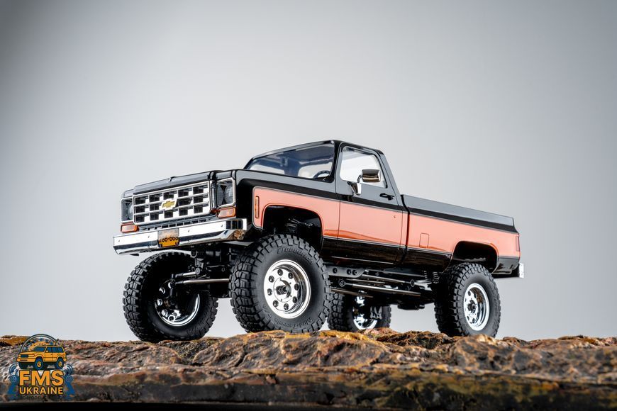 Машинка на радіокеруванні FMS 1:18&nbsp;Chevrolet K10 RTR&nbsp;BLACK чорний FMS11851RTRBK фото