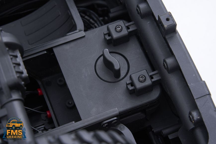 Машинка на радіокеруванні FMS 1:10 FCX10 LC80 Toyota Land Cruiser 80 RTR FMS11042RSGY-SP фото