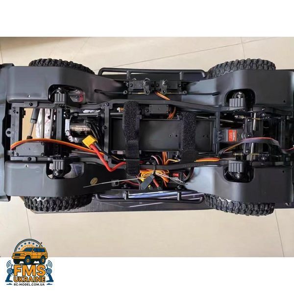 Машинка на радіокеруванні Nissan Patrol Y60 YIKONG YK4107Pro 1:10 4WD RTR Brushless RC Crawler зелений + акумулятор 2S lipo 5000+ mAh в комплекті YK4107Pro Green фото