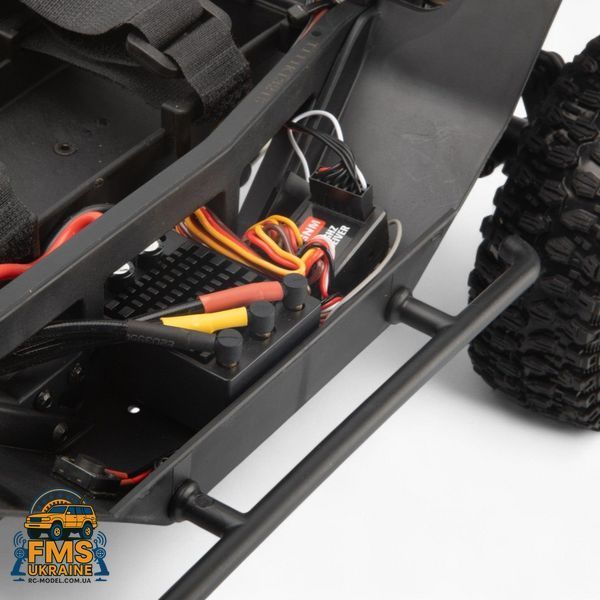 Машинка на радіокеруванні Nissan Patrol Y60 YIKONG YK4107Pro 1:10 4WD RTR Brushless RC Crawler зелений + акумулятор 2S lipo 5000+ mAh в комплекті YK4107Pro Green фото