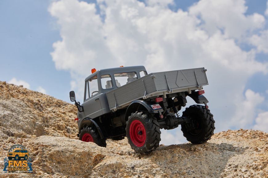 Машинка на радіокеруванні FMS 1:24 FCX24 MERCEDES-BENZ UNIMOG 421 RTR Сірий FMS12405RTRGY фото