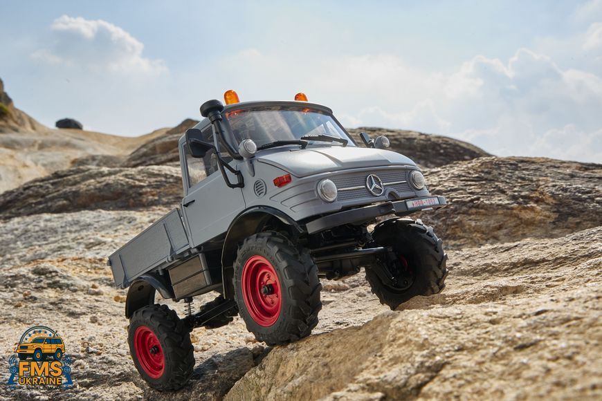 Машинка на радіокеруванні FMS 1:24 FCX24 MERCEDES-BENZ UNIMOG 421 RTR Сірий FMS12405RTRGY фото