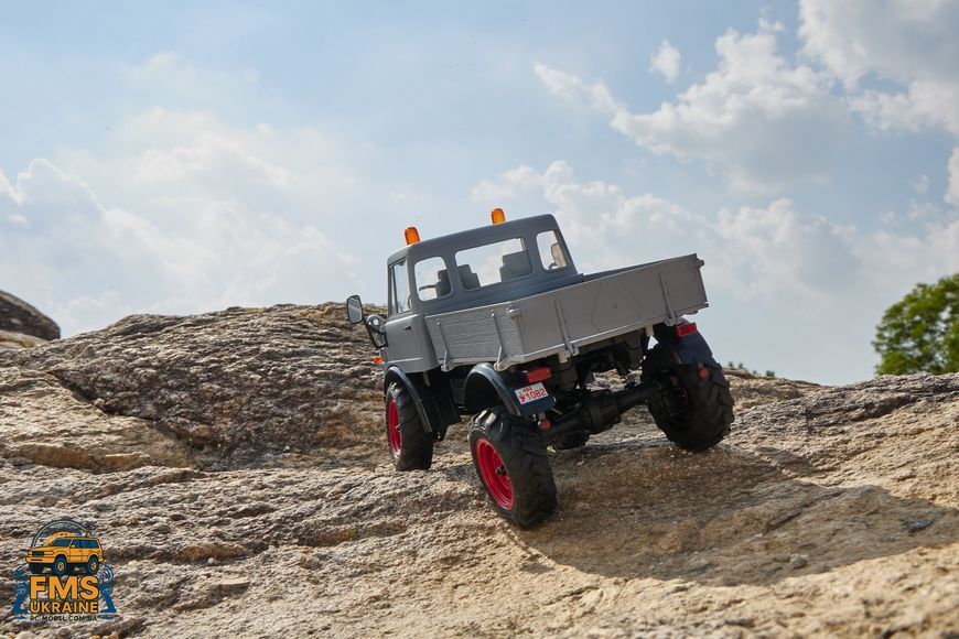 Машинка на радіокеруванні FMS 1:24 FCX24 MERCEDES-BENZ UNIMOG 421 RTR Сірий FMS12405RTRGY фото